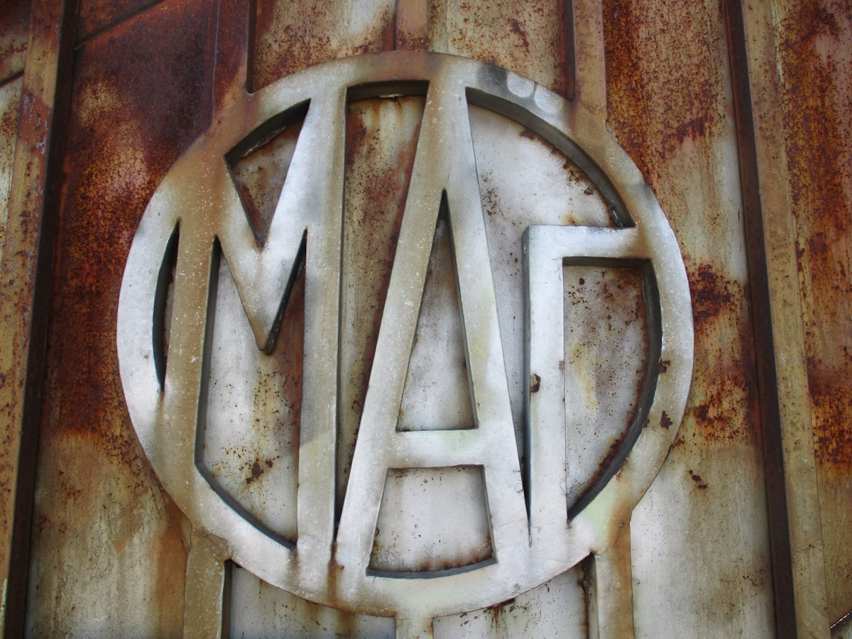 brown and white concrete wall