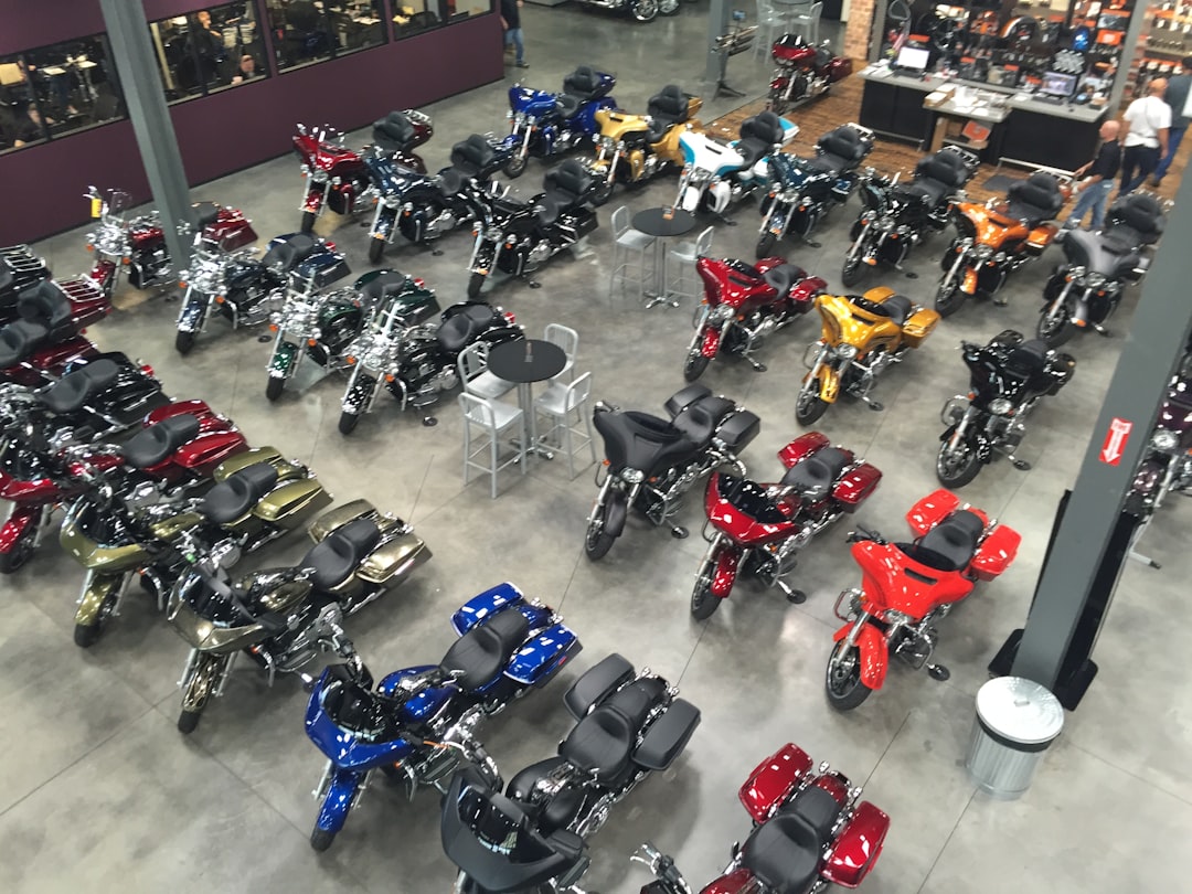 vente moto - a large room filled with lots of motorcycles