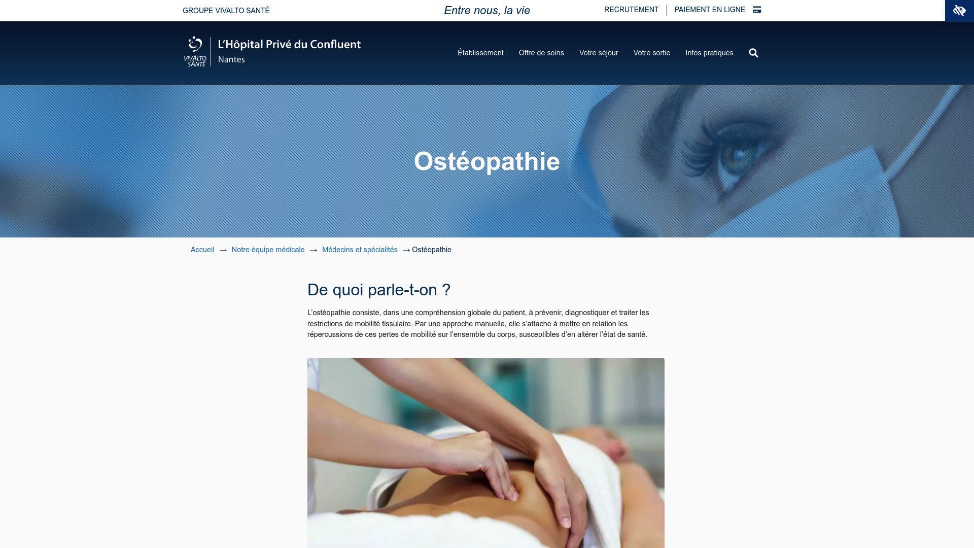 Capture d'écran de la page Ostéopathie de l'Hôpital Privé du Confluent, montrant la reconnaissance de la discipline dans un cadre médical pluridisciplinaire.