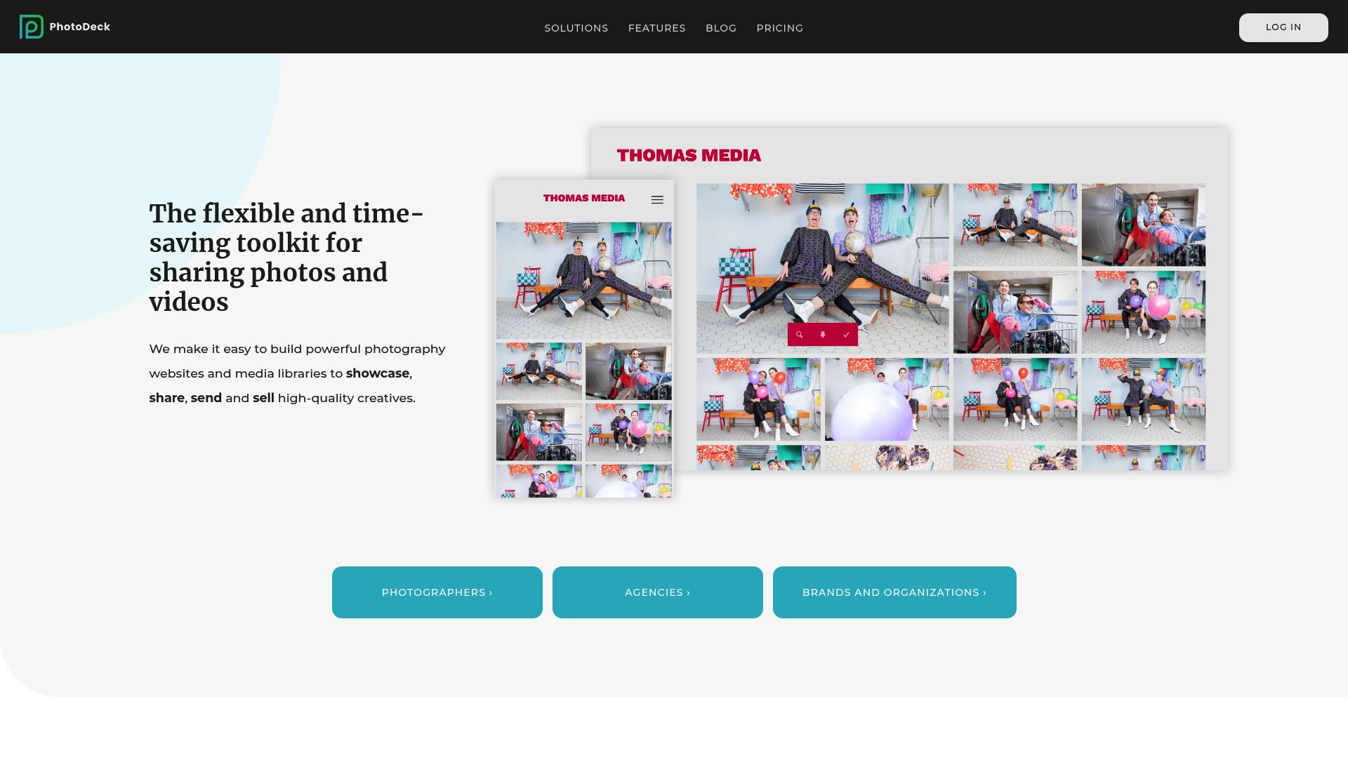 Capture d'écran de la page d'accueil du site Photodeck, montrant une interface moderne et professionnelle pour les photographes.