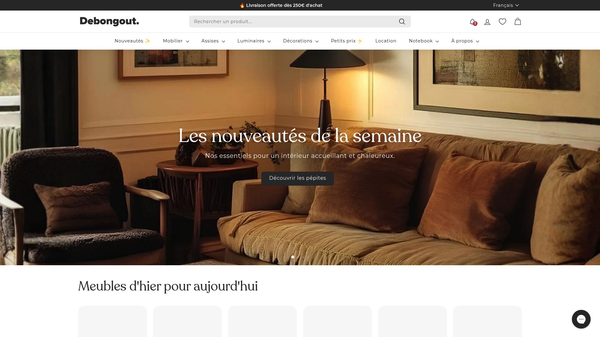 Capture d'écran de la page d'accueil du site Debongout, montrant une sélection élégante de meubles et d'objets de décoration vintage. Le logo du site est visible en haut à gauche.