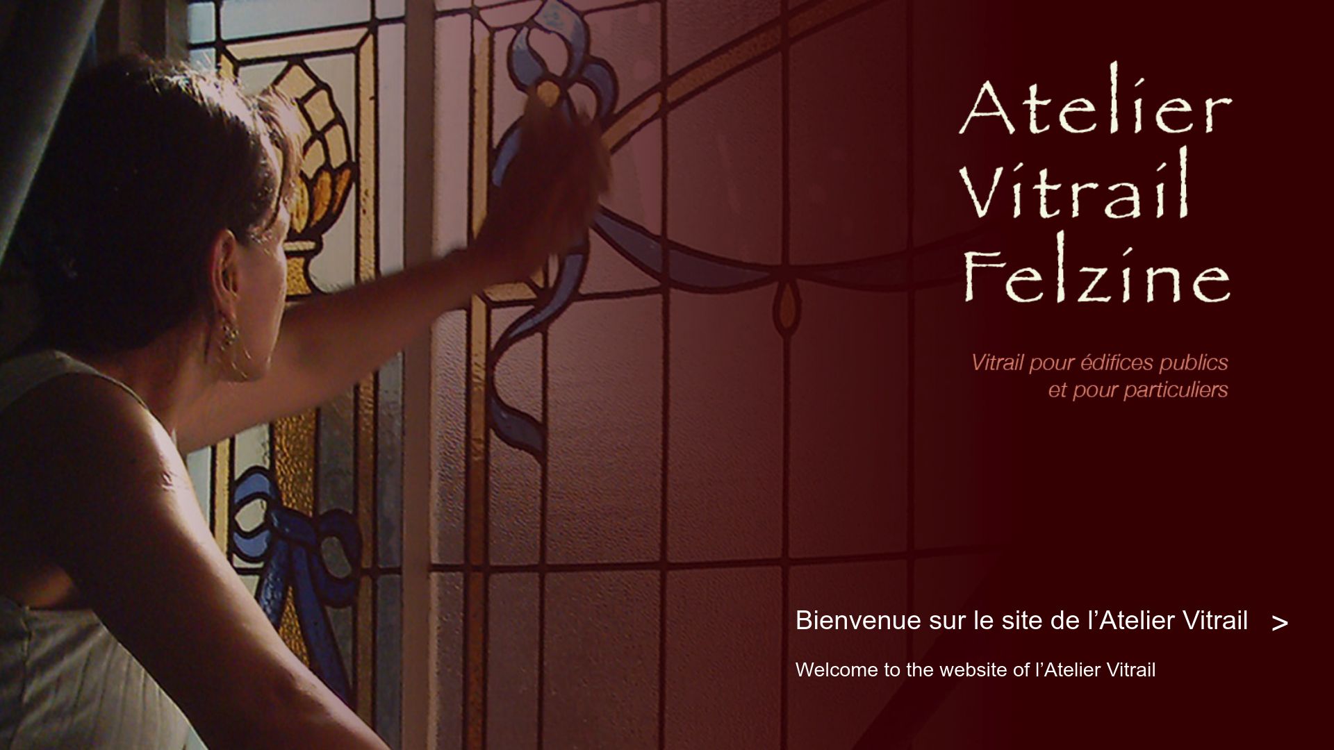 Homepage screenshot of Atelier Vitrail showing modern stained glass examples Homepage screenshot of Atelier Vitrail showing modern stained glass examples